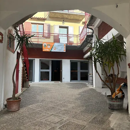 Corte Valdadige Guest house Brentino Belluno